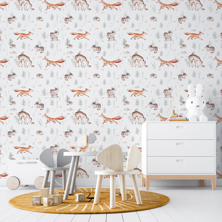 Woodland animal wallpaper featuring watercolor deer, foxes, hedgehogs, and chipmunks surrounded by soft greenery, perfect for nurseries or nature-inspired kids’ rooms.