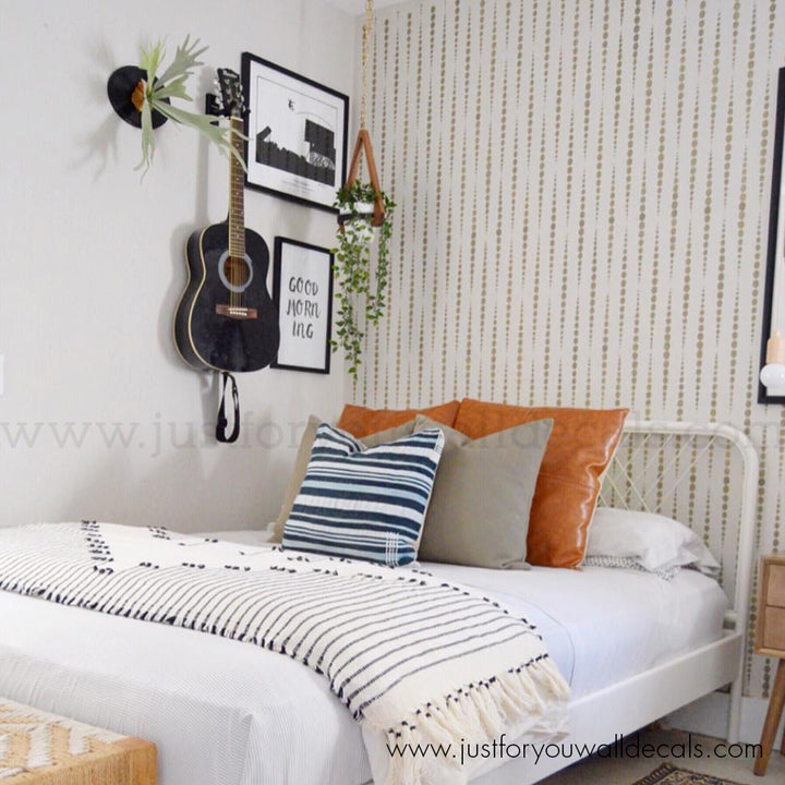Black and white wallpaper, Modern dot wallpaper, Vertical dot pattern, Minimalist wallpaper, Bathroom wall décor, Contemporary wall covering, Chic wallpaper design, Monochrome dots wallpaper, Elegant wallpaper, Removable wall decals
